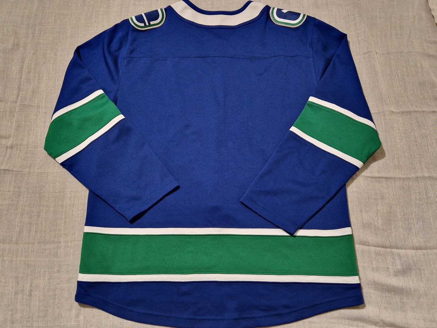 NHL Vancouver Canucks Jersey