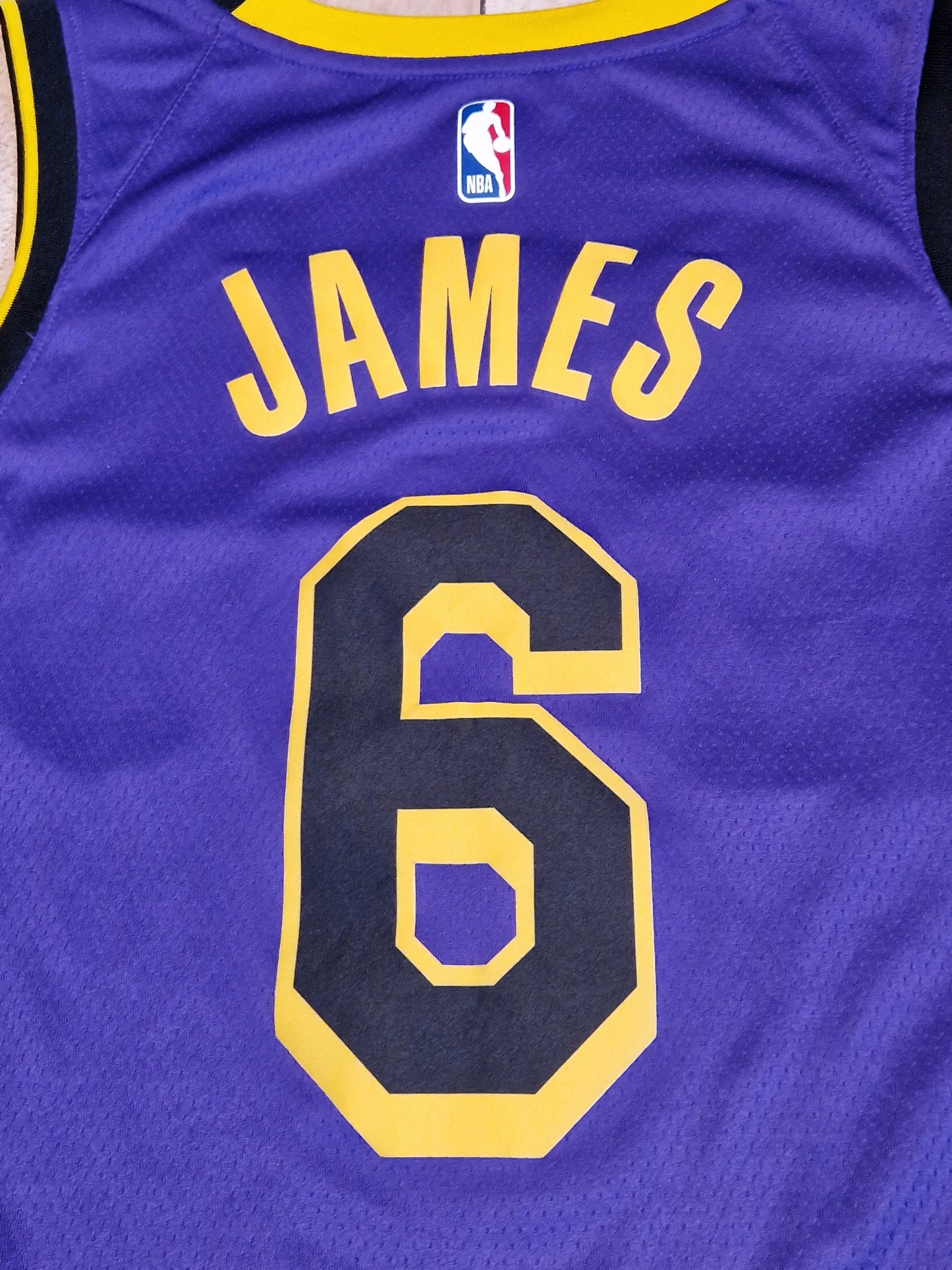 LA Lakers LeBron James Jersey