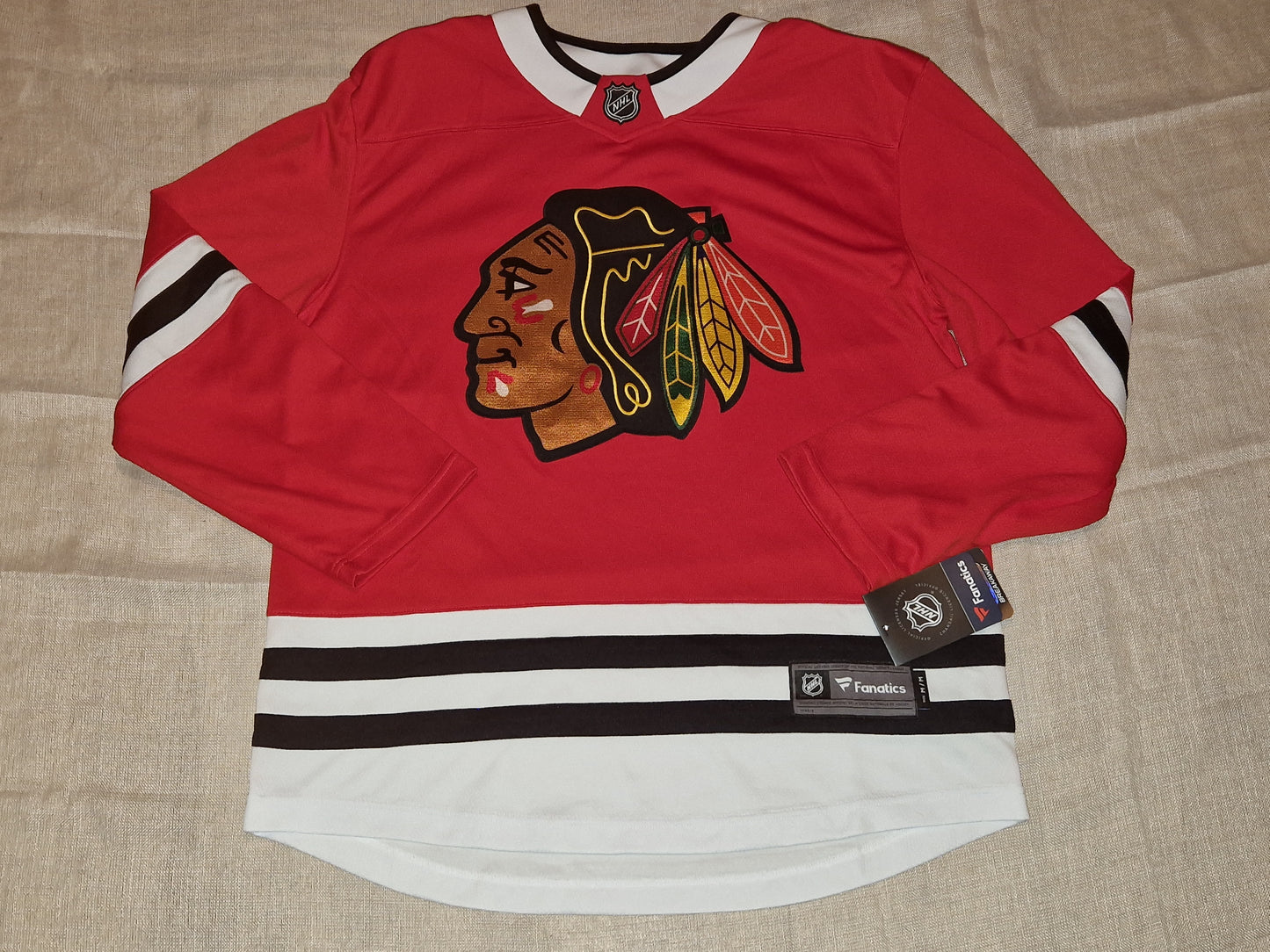 NHL Chicago Black Hawks Jersey