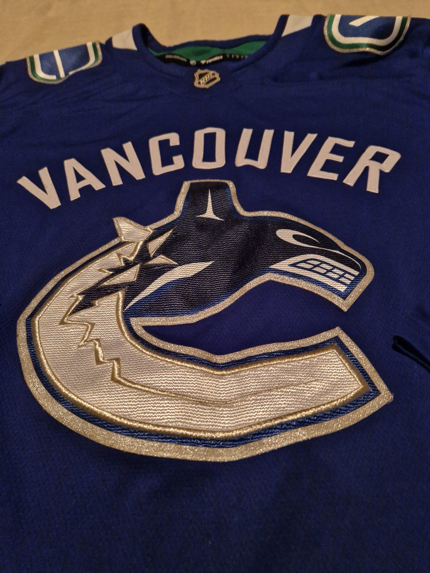 NHL Vancouver Canucks Jersey