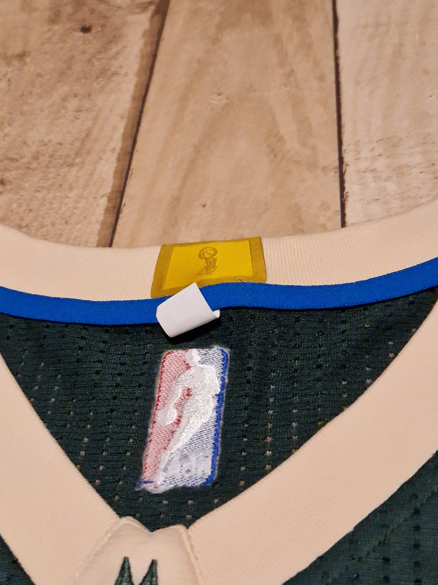 Milwaukee Bucks Parker Jersey