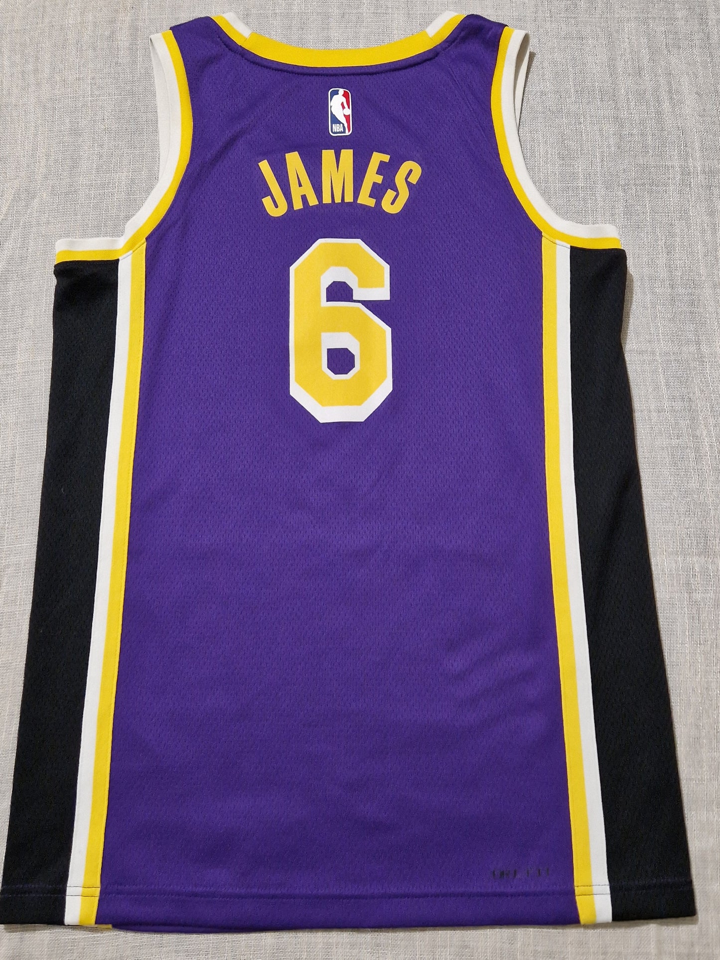 NBA LA Lakers LeBron James Jersey