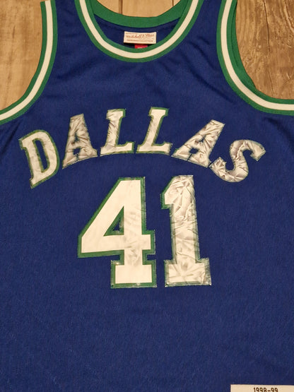Dallas Mavericks Dirk Nowitzki Jersey
