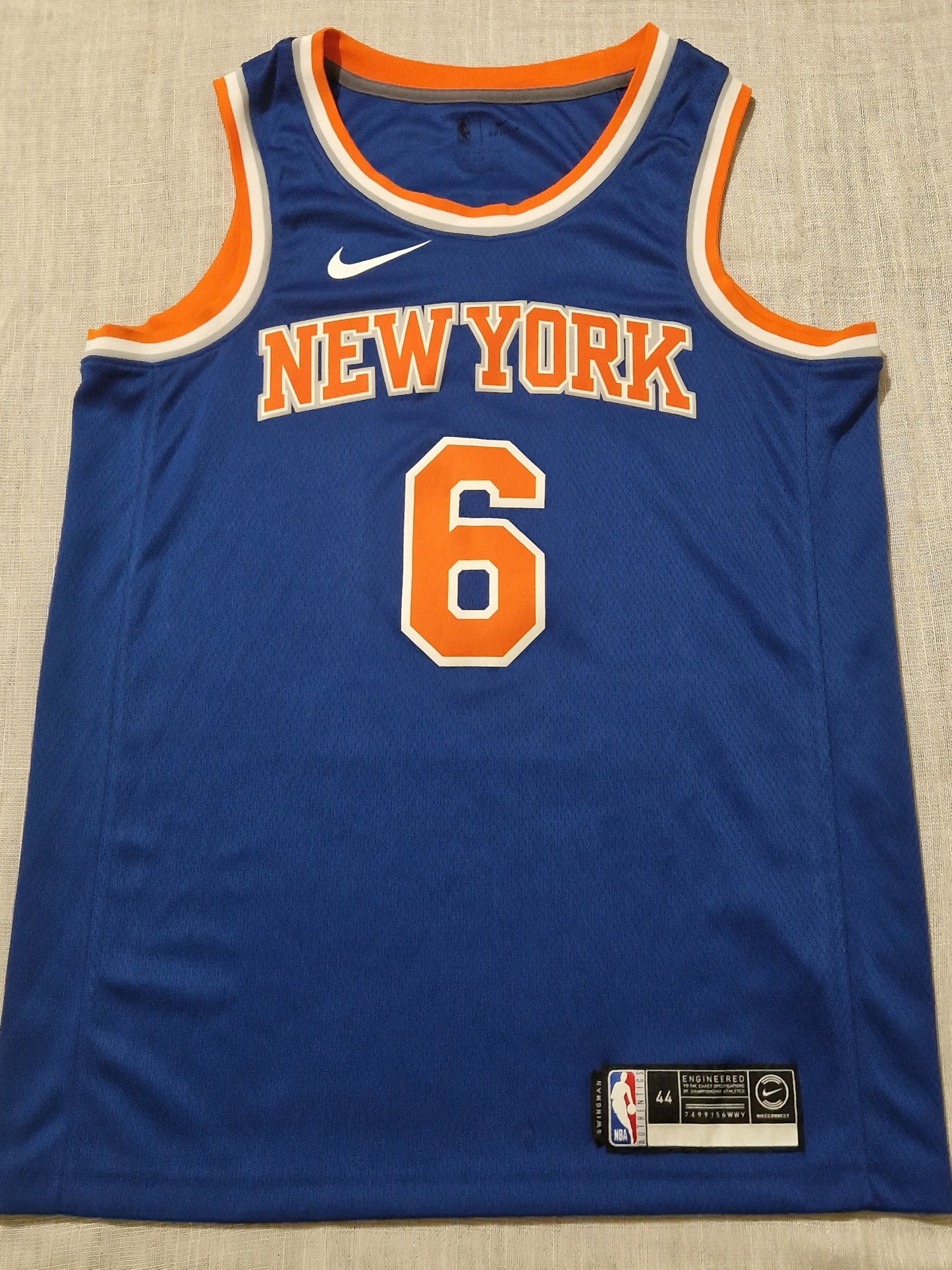 NBA New York Knicks Porzingis Jersey