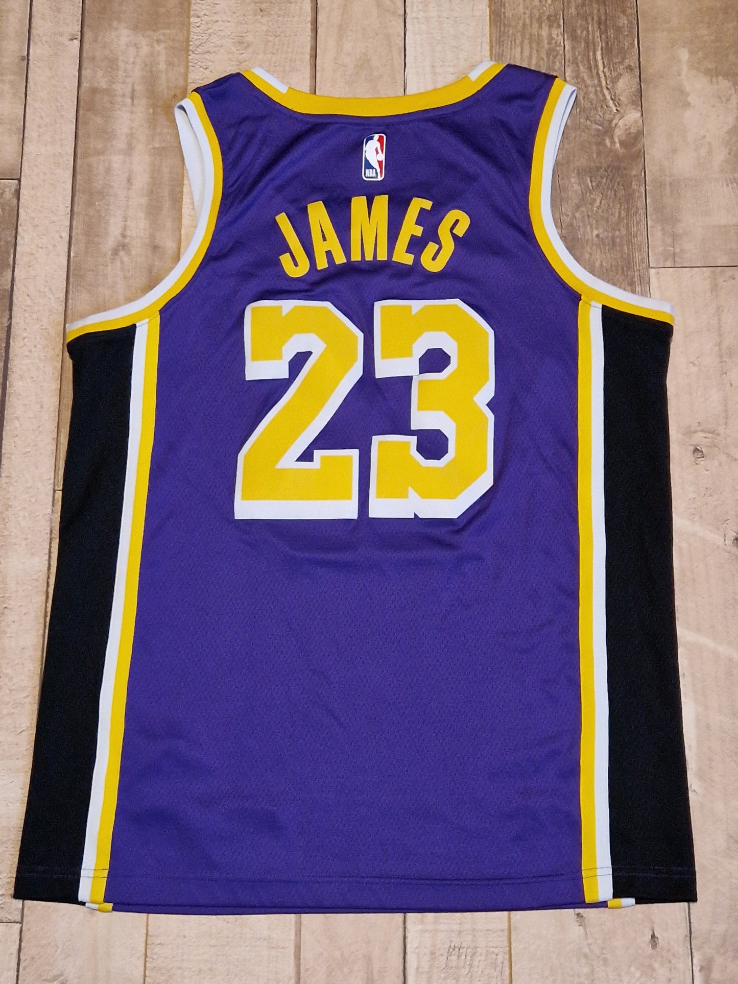 LA Lakers LeBron James Jersey