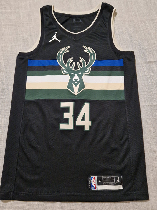 NBA Milwaukee Bucks Giannis Antetokounmpo Jersey