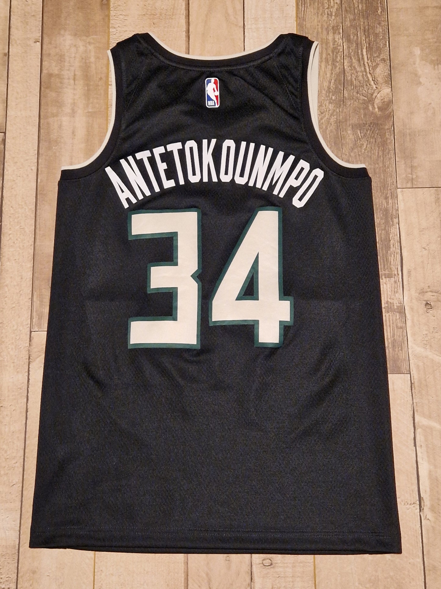 Milwaukee Bucks Giannis Antetokounmpo Jersey