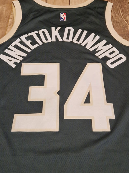 Milwaukee Bucks Giannis Antetokounmpo Jersey